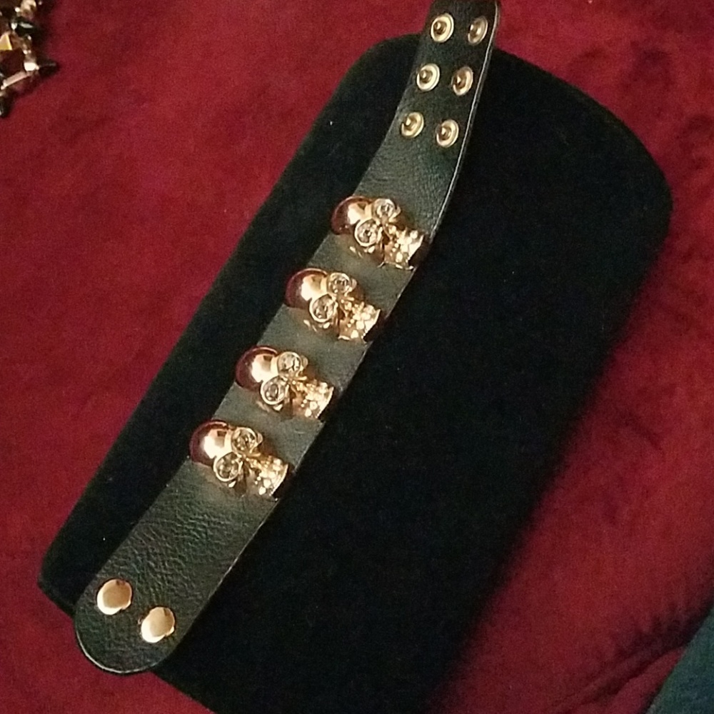 Gold plated skull bracelet